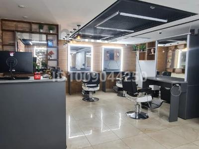 Свободное назначение, офисы, магазины и бутики, салоны красоты, медцентры и аптеки, образование, развлечения, кабинеты и рабочие места, студии · 65 м² за 450 000 〒 в Костанайской обл.