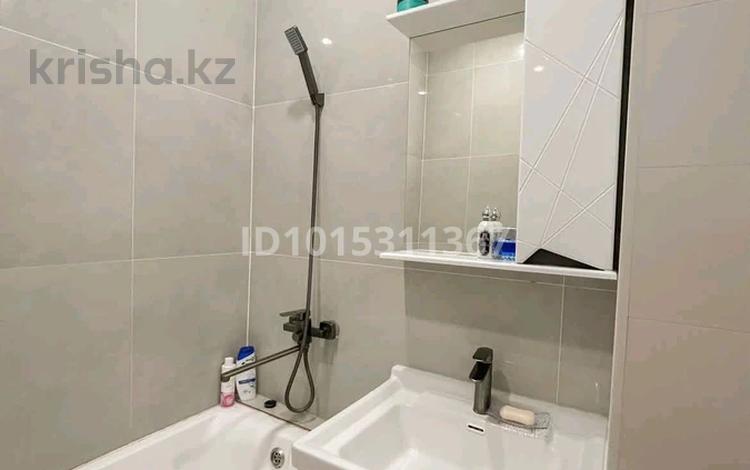 3-комнатная квартира · 65 м² · 4/5 этаж, мкр Аса, массив карасу 8 за 25 млн ₸ в Таразе — фото 2