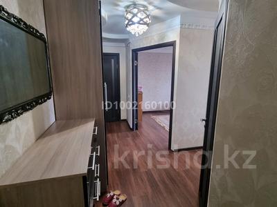 2-бөлмелі пәтер · 65 м² · 4/5 қабат, Королева 25, бағасы: 15 000 ₸ в Байконуре
