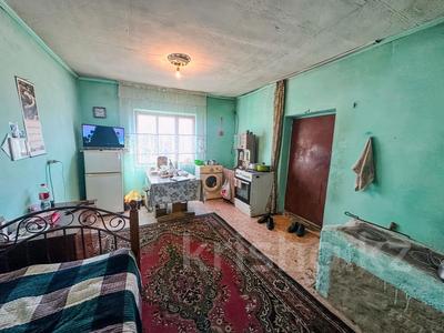 Продажа домов и дачи в Жетысу обл.: Отдельный дом · 1 комната · 40 м² · 5 сот., Амиргалиева 63 за 15.5 млн 〒 Отдельный дом · 1 комната · 40 м² · 5 сот., Амиргалиева 63 за 15.5 млн 〒 в Талдыкоргане