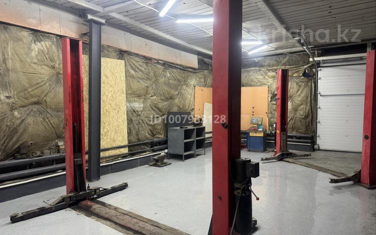 Азс, автосервисы и автомойки · 150 м² за 130 000 ₸ в Караганде, Алихана Бокейханова р-н — фото 2