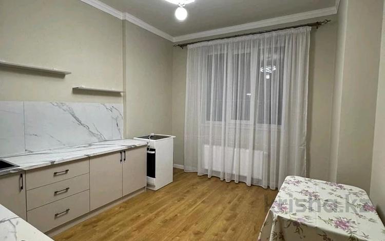 1-комнатная квартира · 42.3 м² · 1/12 этаж, Просп. Райымбека — Между Емцова и Тлендиева за 32.9 млн ₸ в Алматы, Алатауский р-н — фото 2
