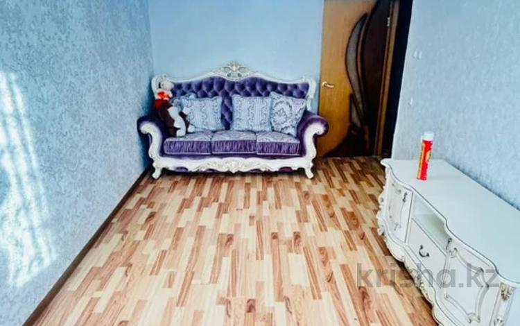 3-комнатная квартира · 65 м² · 7/9 этаж, мкр Кунаева 17 за 150 000 ₸ в Уральске — фото 10