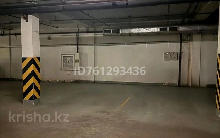 Паркинг · 16.8 м² · Достык 5 — Достык за 55 000 〒 в Астане, Есильский р-н — фото 5