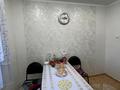 2-бөлмелі пәтер · 50.2 м² · 5/9 қабат, мкр Строитель 27/1 — Шолохова, бағасы: 19 млн ₸ в Уральске — фото 2