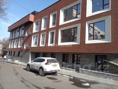 Аренда квартир в Алматы: 1-комнатная квартира · 35 м² · 2/3 этаж · помесячно, мкр Казахфильм 19Б за 300 000 〒 1-комнатная квартира · 35 м² · 2/3 этаж · помесячно, мкр Казахфильм 19Б за 300 000 〒 в Алматы, Бостандыкский р-н