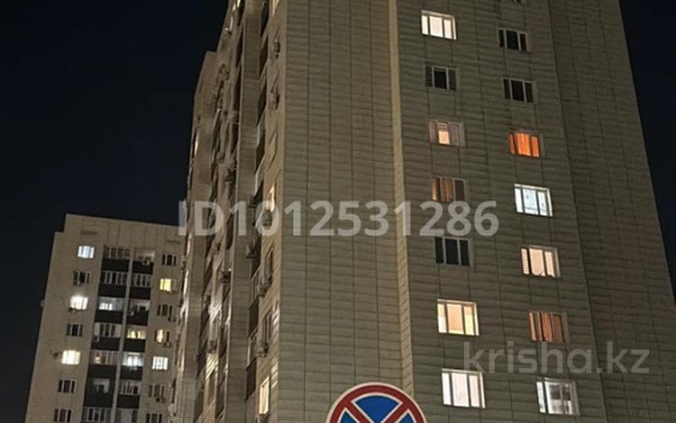 2-комнатная квартира · 45 м² · 8/13 этаж, Утеген батыра 17б за 250 000 ₸ в Алматы, Ауэзовский р-н — фото 2
