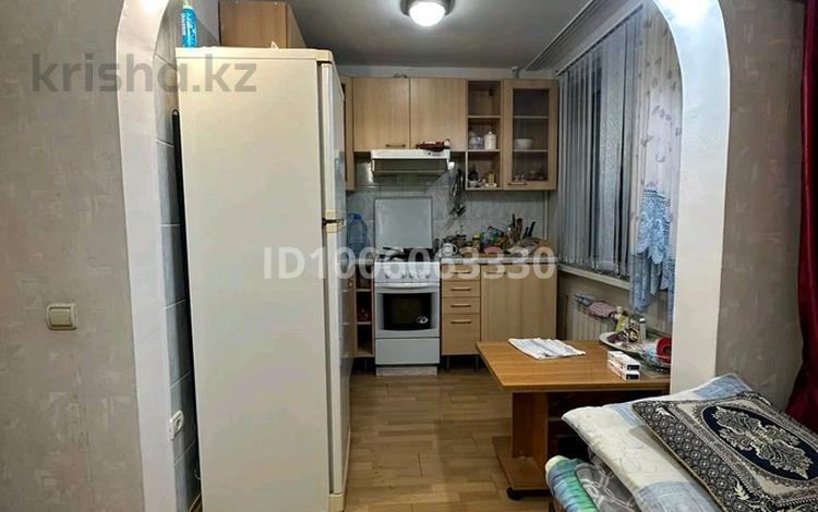 3-комнатная квартира · 60 м² · 3/5 этаж, мкр Атырау, Муканова 1 — Жил городок за 19 млн 〒 — фото 29