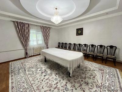 Жеке үй • 6 бөлмелер • 262 м² • 4 сот., Тамерлановское шоссе, бағасы: 32 млн 〒 в Шымкенте, Абайский р-н