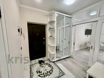 5-комнатная квартира · 180 м² · 2 этаж, Каратал за 75 млн 〒 в Талдыкоргане