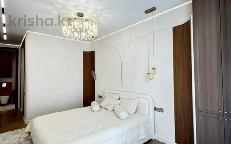 4-комнатная квартира · 160 м² · 2/16 этаж, Турар Рыскулов 3 — Квартира с дизайнерским ремонтом по цене черновой за 189 млн ₸ в Астане, Есильский р-н — фото 2