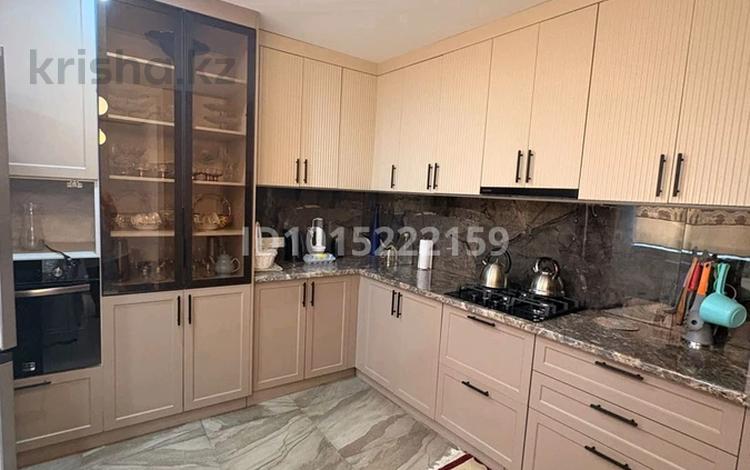 4-бөлмелі пәтер · 102.4 м² · 2/5 қабат, 15-ш/а. 45, бағасы: 43.5 млн ₸ в Актау, 15-й мкр — фото 2