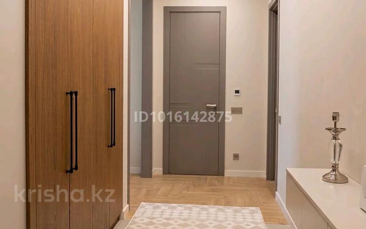 2-бөлмелі пәтер · 73 м² · 9/19 қабат, Тургут Озала 237, бағасы: 75 млн ₸ в Алматы, Бостандыкский р-н — фото 2