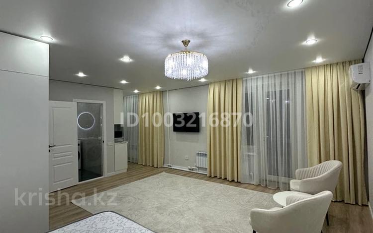 1-комнатная квартира · 40 м² · 3 этаж, Тауке-хана 8 — Тауке-хана-А.Байтурсынова за 17 000 ₸ в Шымкенте, Аль-Фарабийский р-н — фото 9