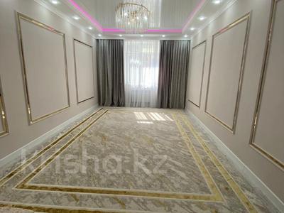 3-бөлмелі пәтер · 114 м² · 2/9 қабат, Алтын орда ш/а. 11т, бағасы: 45 млн ₸ в Актобе, мкр. Алтын орда