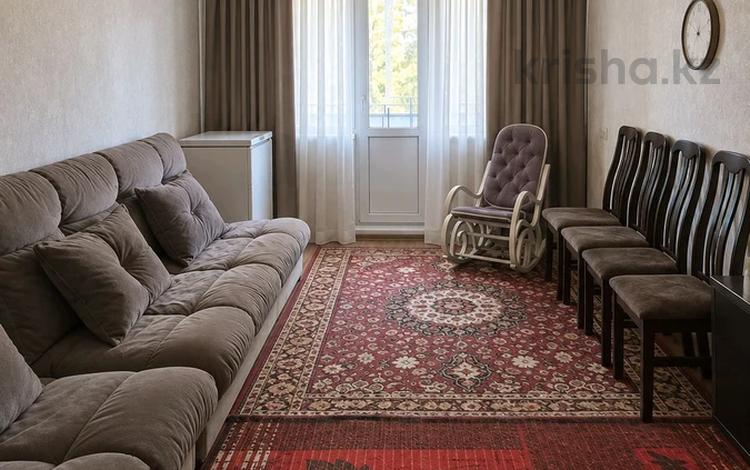 2-бөлмелі пәтер · 44.8 м² · 2 қабат, 22-шағынаудан, Пришахтинск, 22й микрорайон, бағасы: 15 млн ₸ в Караганде, Алихана Бокейханова р-н — фото 2