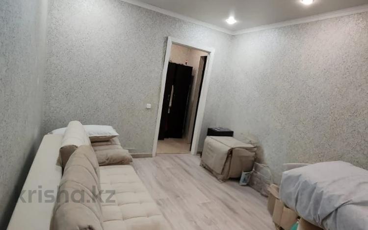 1-бөлмелі пәтер · 33 м² · 1/5 қабат, кунаева, бағасы: 11.7 млн ₸ в Уральске — фото 2