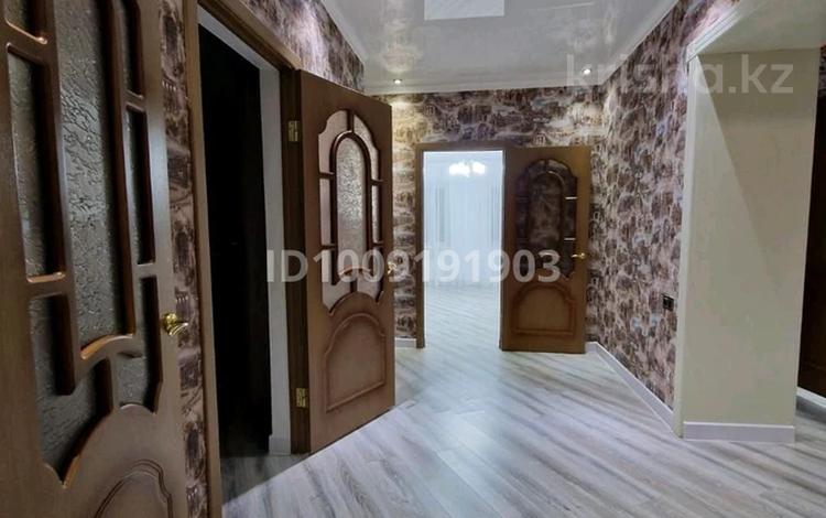 3-комнатная квартира · 92 м² · 6/9 этаж, Яншина 6 за 37 млн 〒 в  — фото 2