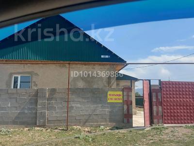 Отдельный дом · 4 комнаты · 100 м² · 10 сот., Карасу 37 — Сарыбай би ауылы Жана мектеп за 15 млн ₸ в Узынагаш
