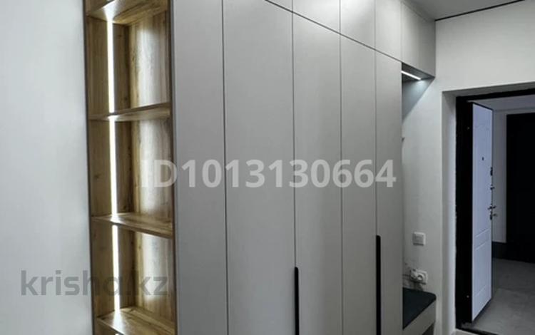2-комнатная квартира · 63 м² · 3/5 этаж, мкр. Алтын орда 40к за 300 000 ₸ в Актобе — фото 2