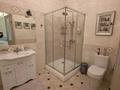 Отдельный дом · 6 комнат · 400 м², Мустафина 1/2а за 900 000 ₸ в Теренкаре — фото 8