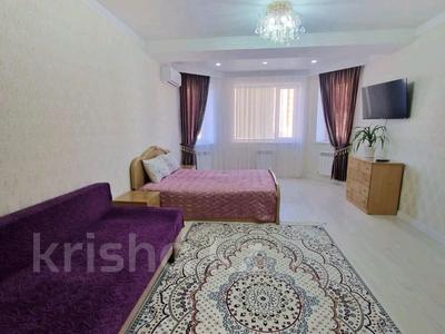 1-комнатная квартира · 56 м² · 2/5 этаж, мкр. Алтын орда, Тауелсиздик 14/1 за 12 000 ₸ в Актобе