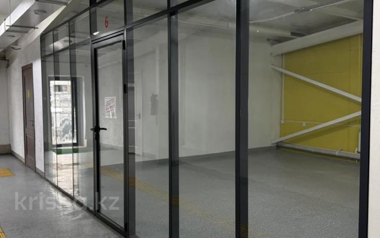 Офисы, магазины и бутики, салоны красоты, кабинеты и рабочие места · 36 м² за 198 000 ₸ в Щучинске — фото 2