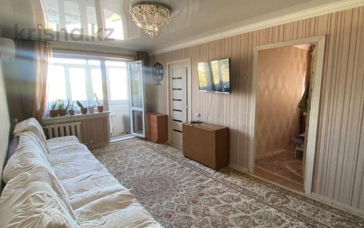 4-комнатная квартира · 60.5 м² · 2/5 этаж, Майкудук, 15й микрорайон за 14 млн ₸ в Караганде, Алихана Бокейханова р-н — фото 2
