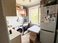 4-комнатная квартира · 60.5 м² · 2/5 этаж, Майкудук, 15й микрорайон за 14 млн ₸ в Караганде, Алихана Бокейханова р-н — фото 8