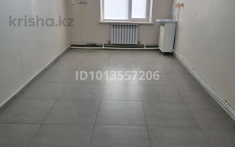 Медцентры и аптеки · 16 м² за 50 000 ₸ в Экибастузе — фото 3