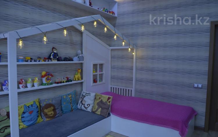 Отдельный дом · 8 комнат · 235 м² · 8 сот., Ислама Каримова — ЭКСКЛЮЗИВНО! шикарно! Толе би-Каримова за 316 млн ₸ в Алматы, Алмалинский р-н — фото 33