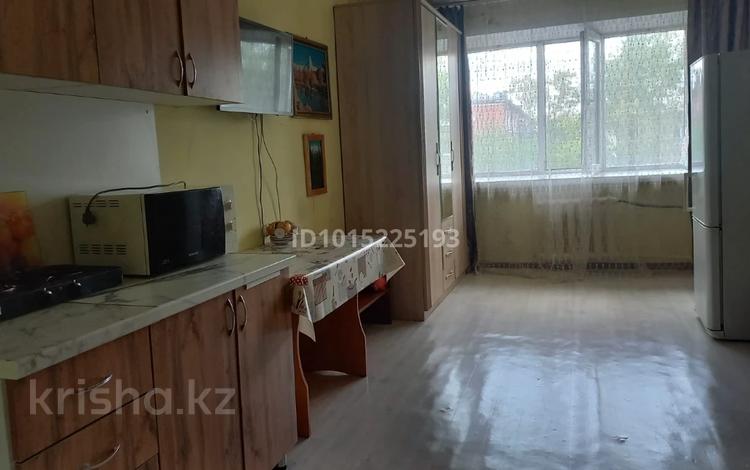 1-бөлмелі пәтер · 20 м² · 5/5 қабат, Алматинская 60, бағасы: 3.5 млн ₸ в Усть-Каменогорске — фото 2