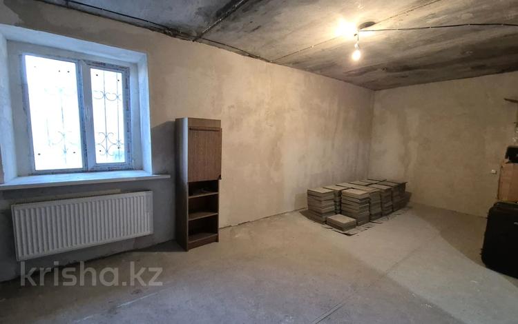 2-бөлмелі пәтер · 67.2 м² · 1/5 қабат, мкр Михайловка , Осевая 8, бағасы: 8.5 млн ₸ в Караганде, Казыбек би р-н — фото 2