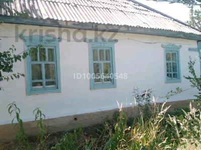 Отдельный дом · 4 комнаты · 56 м² · 16 сот., Ораза Жандосова 25 — Ауэзова _Жандосова за 4 млн ₸ в Сарканде