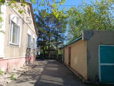 Часть дома · 4 комнаты · 102 м² · 6 сот., мкр Кунгей , Маншук Маметовой 4а за 18.5 млн ₸ в Караганде, Казыбек би р-н
