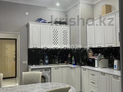 Продажа квартир в Мангистауской обл.: 3-комнатная квартира · 95.6 м² · 4/5 этаж, 34-й мкр 14 за 37 млн 〒 3-комнатная квартира · 95.6 м² · 4/5 этаж, 34-й мкр 14 за 37 млн 〒 в Актау