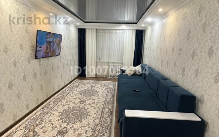 3-комнатная квартира · 70 м² · 6/9 этаж, Камзина 7 — 18 сад за 16.5 млн ₸ в Аксу — фото 2