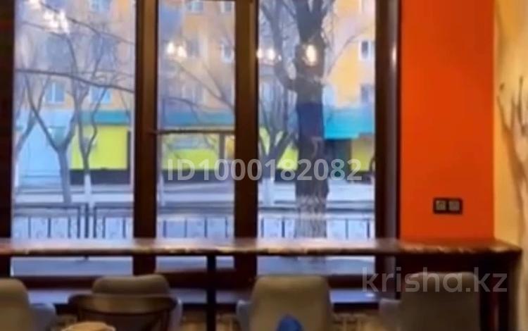 Еркін, кеңселер, дүкендер мен бутиктер, қоғамдық тамақтану орны · 65 м², бағасы: 40 млн ₸ в Балхаше — фото 2