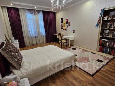 4-комнатная квартира, 185.6 м², 4/7 этаж, байтурсынова 27 за 78 млн 〒 в Астане, Алматы р-н