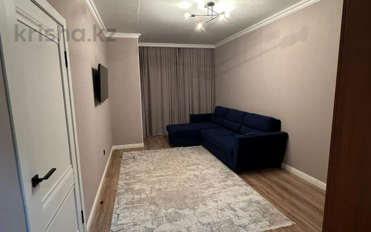 1-комнатная квартира · 38.7 м² · 8/10 этаж, Нажмиденова за 26 млн ₸ в Астане, Сарайшык р-н — фото 2