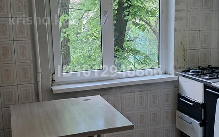 3-бөлмелі пәтер · 59 м² · 2/4 қабат, мкр №1 12, бағасы: 35.5 млн ₸ в Алматы, Ауэзовский р-н — фото 2