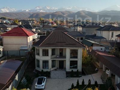 Продажа домов и дачи в Алматинской обл.: Отдельный дом · 5 комнат · 230 м² · 6.6 сот., Жандосова за 95 млн 〒 Отдельный дом · 5 комнат · 230 м² · 6.6 сот., Жандосова за 95 млн 〒 в Жанатурмысе