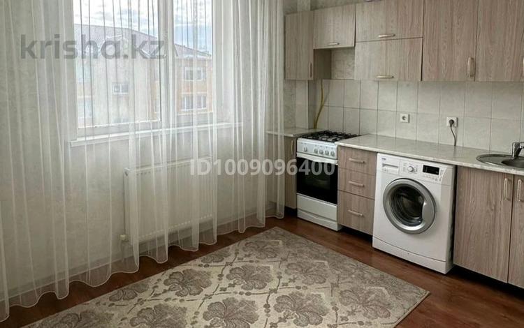 2-комнатная квартира · 60.9 м² · 5/5 этаж, 17-й мкр 76 за 16.5 млн ₸ в Актау — фото 2