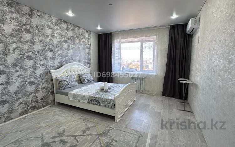 1-комнатная квартира · 52 м² · 6/9 этаж, мкр. Зачаганск пгт, Монкеулы — Назель рядом. Жекпе-Жек. СХИ Универ. 6 поликлиника. за 12 500 ₸ в Уральске — фото 9