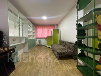 3-бөлмелі пәтер · 58 м² · 1/4 қабат, мкр №1 — Улугбека - Саина, бағасы: 48 млн ₸ в Алматы, Ауэзовский р-н