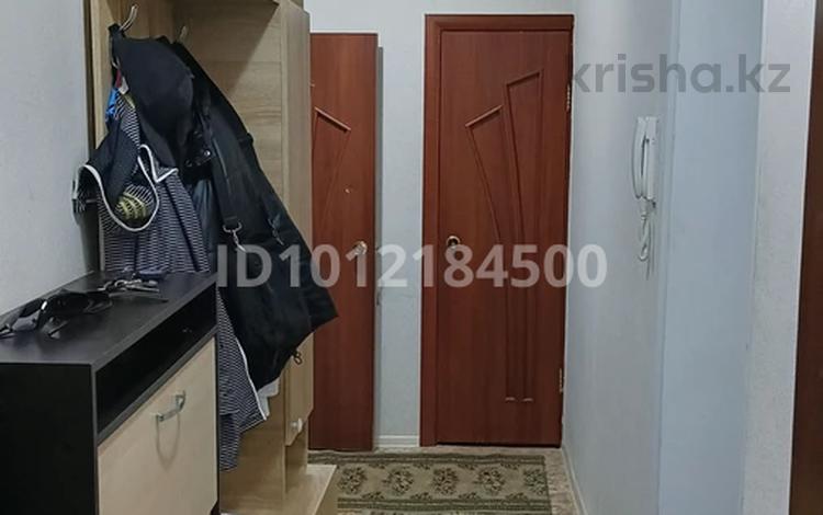 2-бөлмелі пәтер · 51.4 м² · 2/6 қабат, 12-й мкр. 65, бағасы: 16 млн ₸ в Актобе, мкр Авиатор — фото 2
