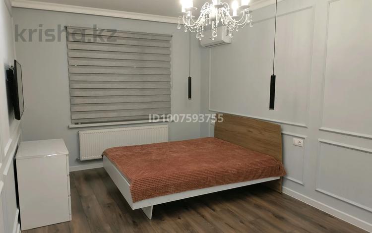 2-комнатная квартира · 60 м² · 1/16 этаж, Абишева 36/13к2 за 280 000 ₸ в Алматы, Наурызбайский р-н — фото 2
