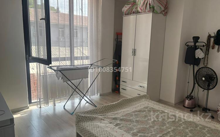 2-бөлмелі пәтер · 51 м² · 2/10 қабат, Бузурбаева 4Б блок 2, бағасы: 41.5 млн 〒 в Алматы, Медеуский р-н — фото 3