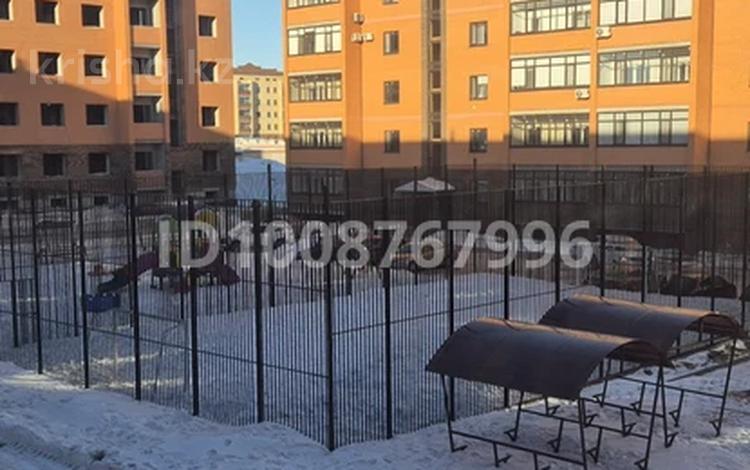 3-бөлмелі пәтер · 133.4 м² · 2/5 қабат, мкр. Алтын орда 42, бағасы: 37.4 млн 〒 в Актобе — фото 5