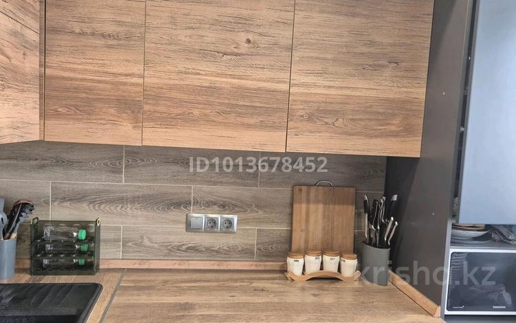 3-комнатная квартира · 70 м² · 9/9 этаж, мкр Аксай-3Б 2 — car city за 47.5 млн ₸ в Алматы, Ауэзовский р-н — фото 2